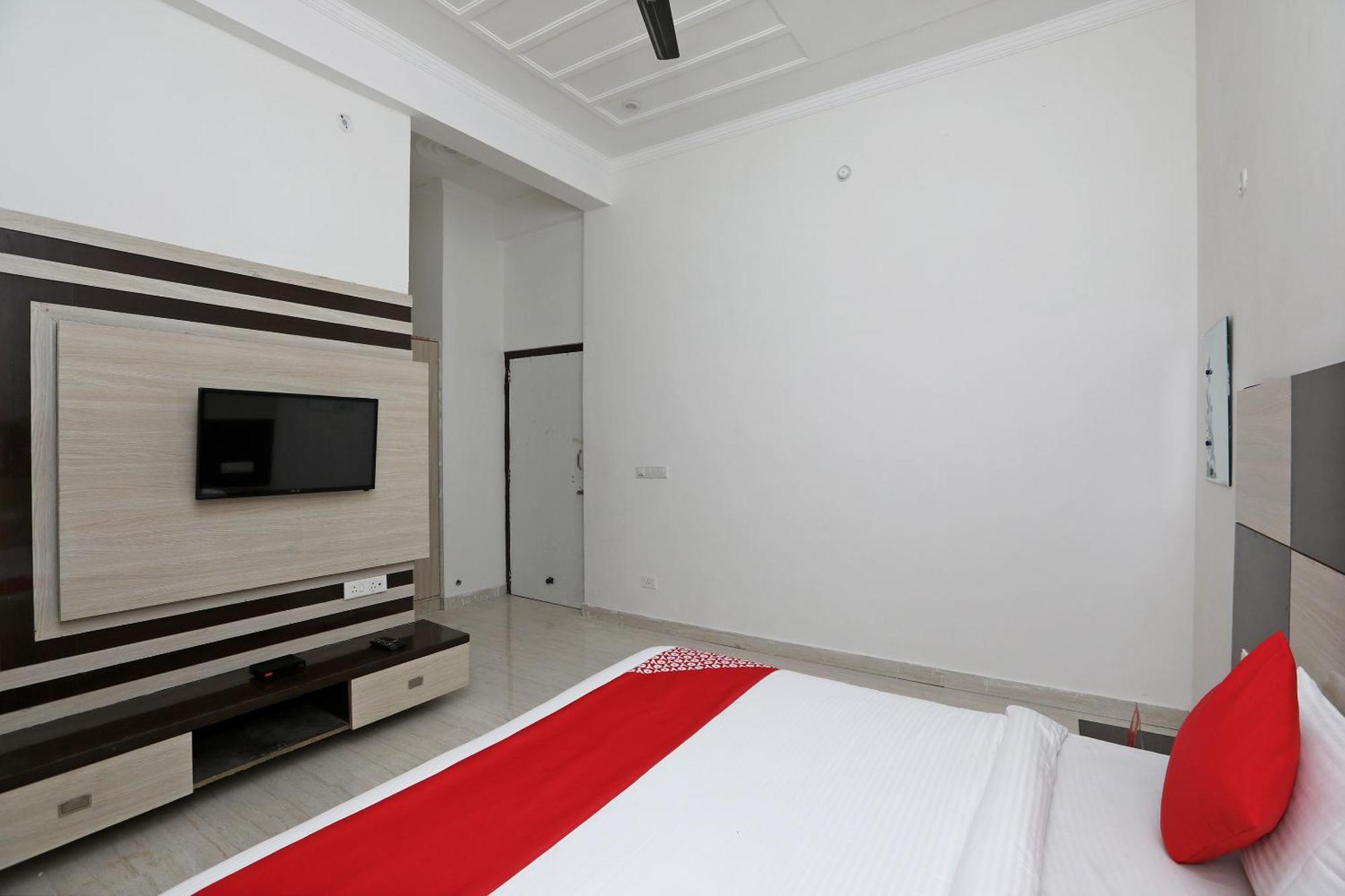 Hotel O Diamond Resort Alwar Exterior foto